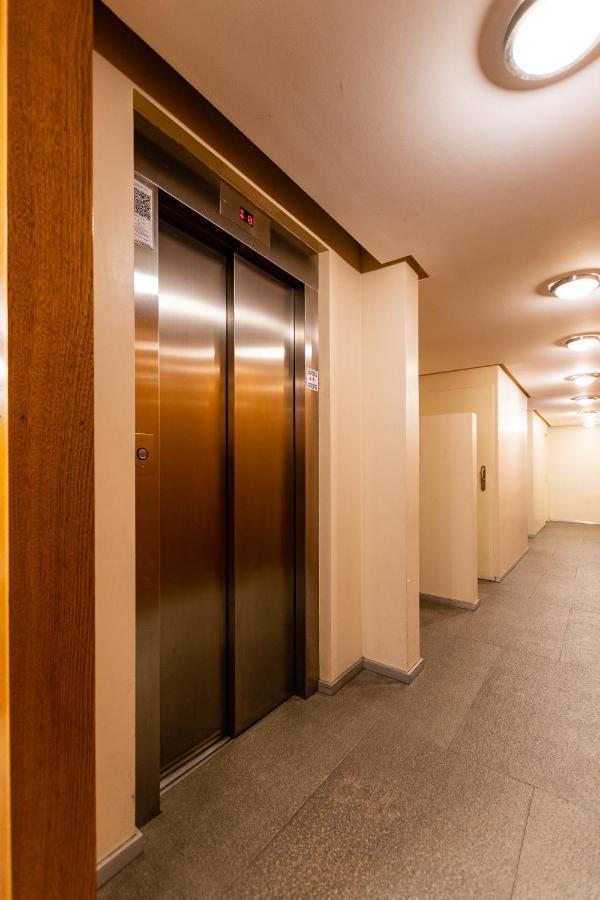 Apartment Urban Parque Heras 2 En Lo Mejor De Palermo - Cochera - Piso Alto *